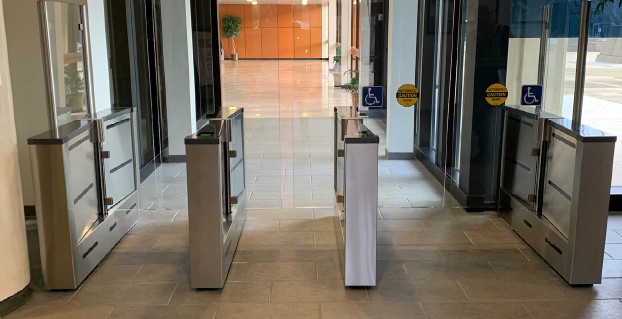 Orion Swing Glass High Glass SpeedGate demonstration